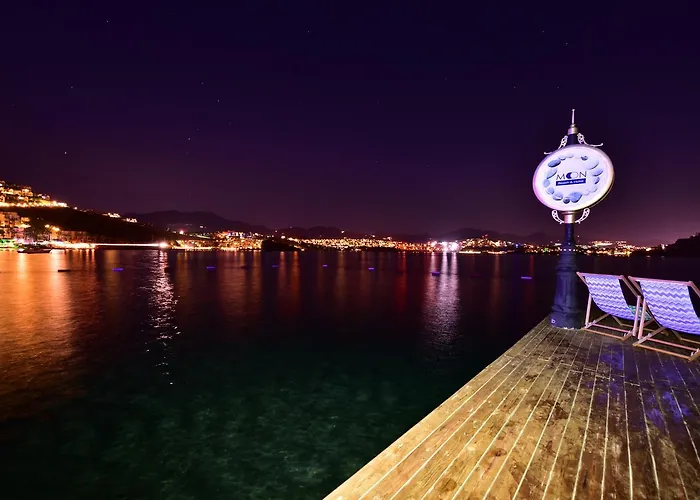 Moon Beach *