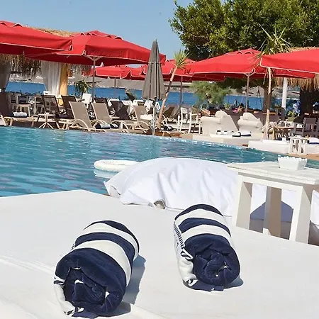 Moon Beach * يالِكافاك