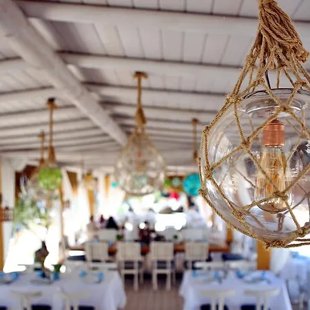 Moon Beach * يالِكافاك