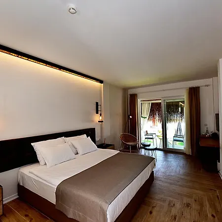 Moon Beach * يالِكافاك